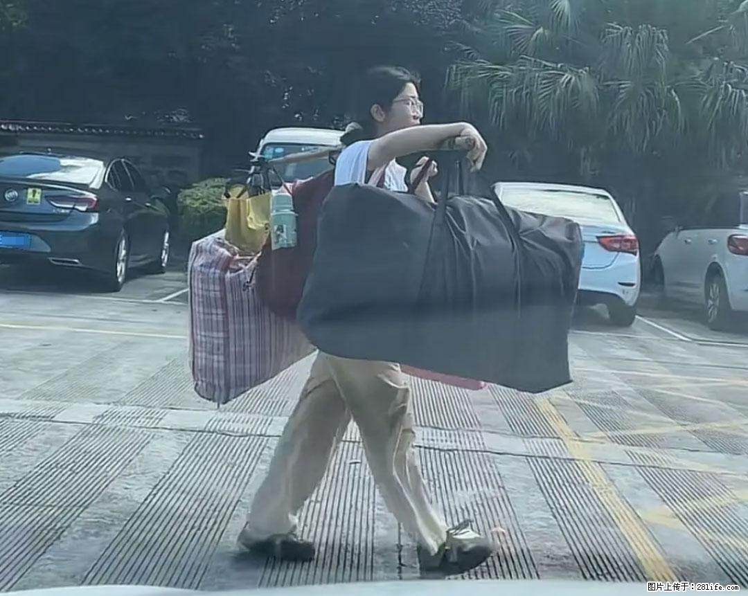 全网追的“扁担女孩”，找了一份暑假工，时薪12元 - 新乡生活资讯 - 新乡28生活网 xx.28life.net